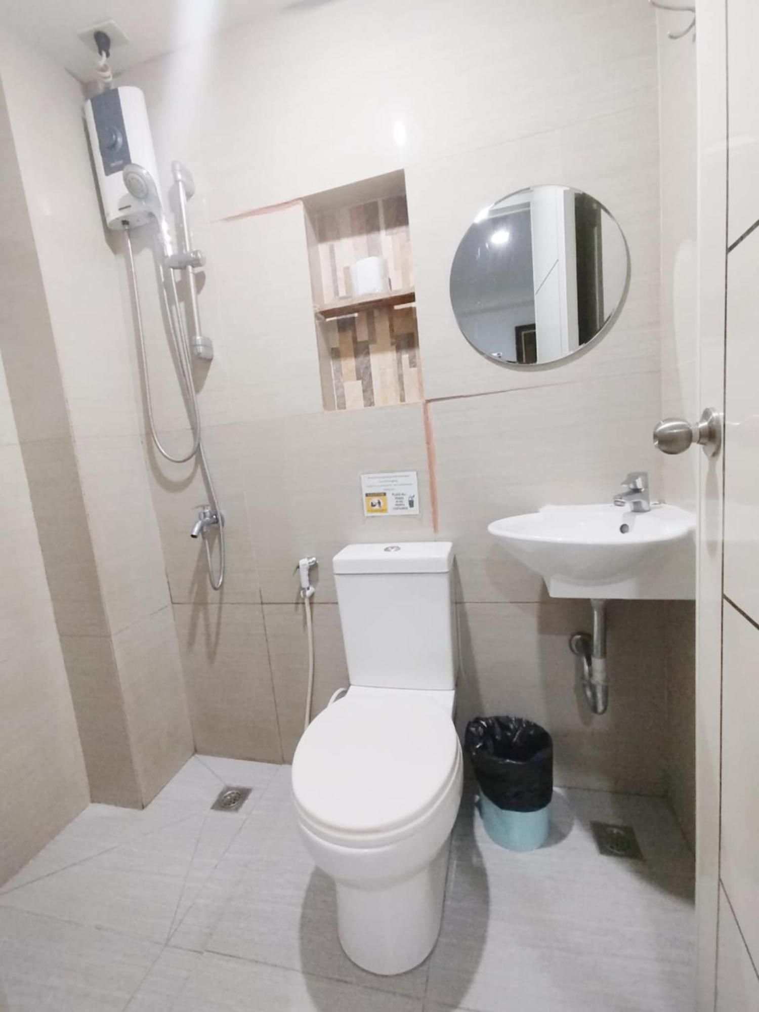Sulit Budget Hotel Vmapa مانيلا الغرفة الصورة