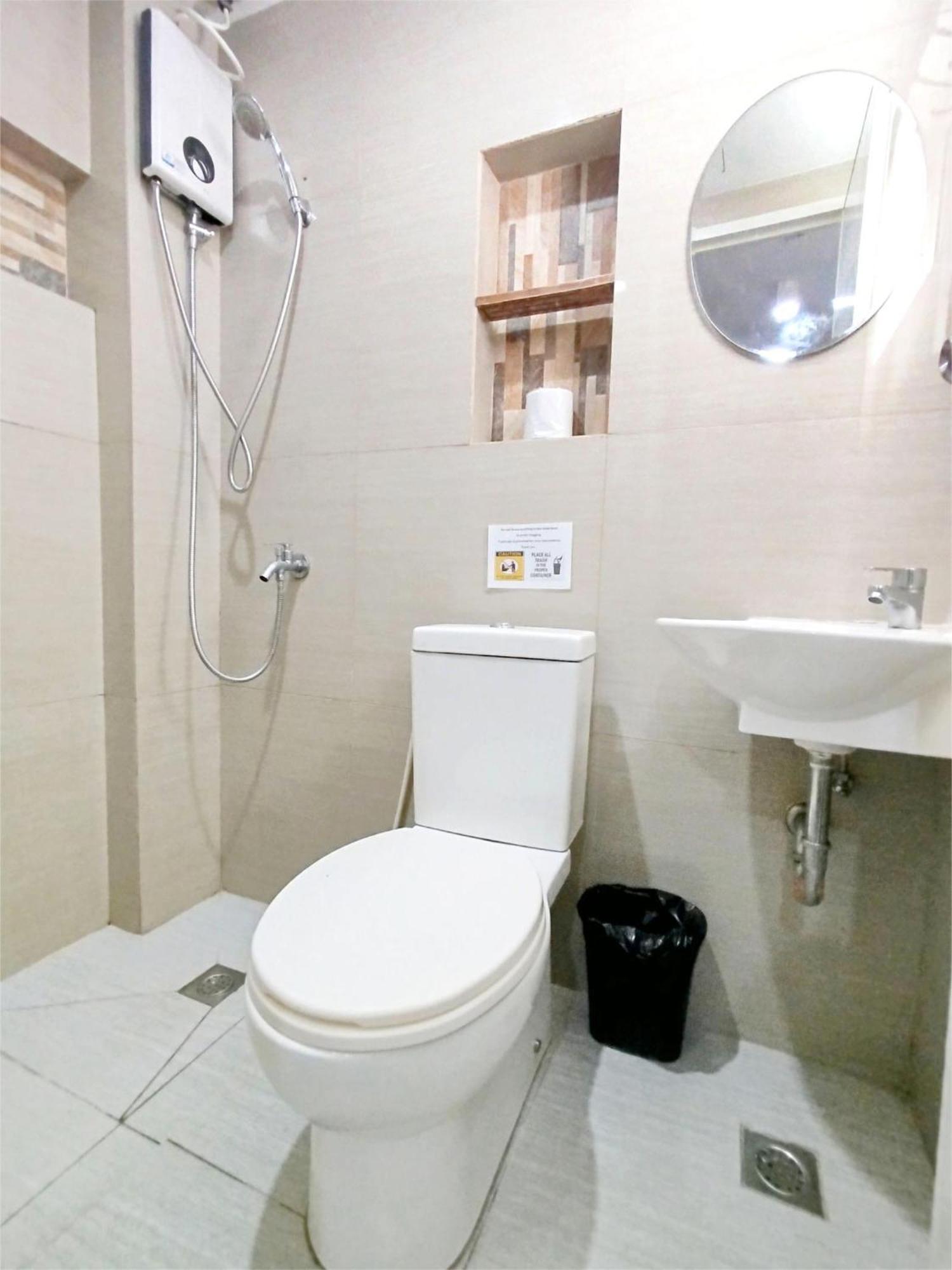Sulit Budget Hotel Vmapa مانيلا الغرفة الصورة